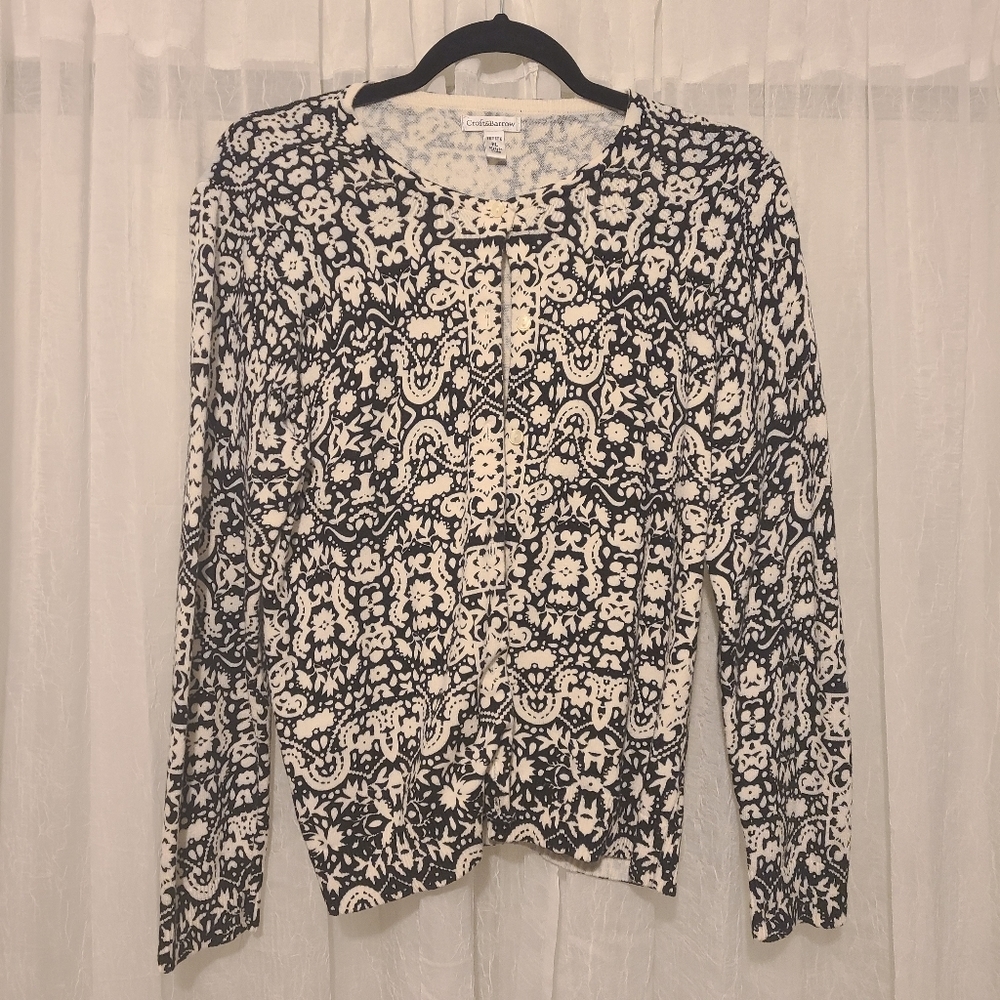 3 for $20 Sale!!!Croft Black/off white Cardigan